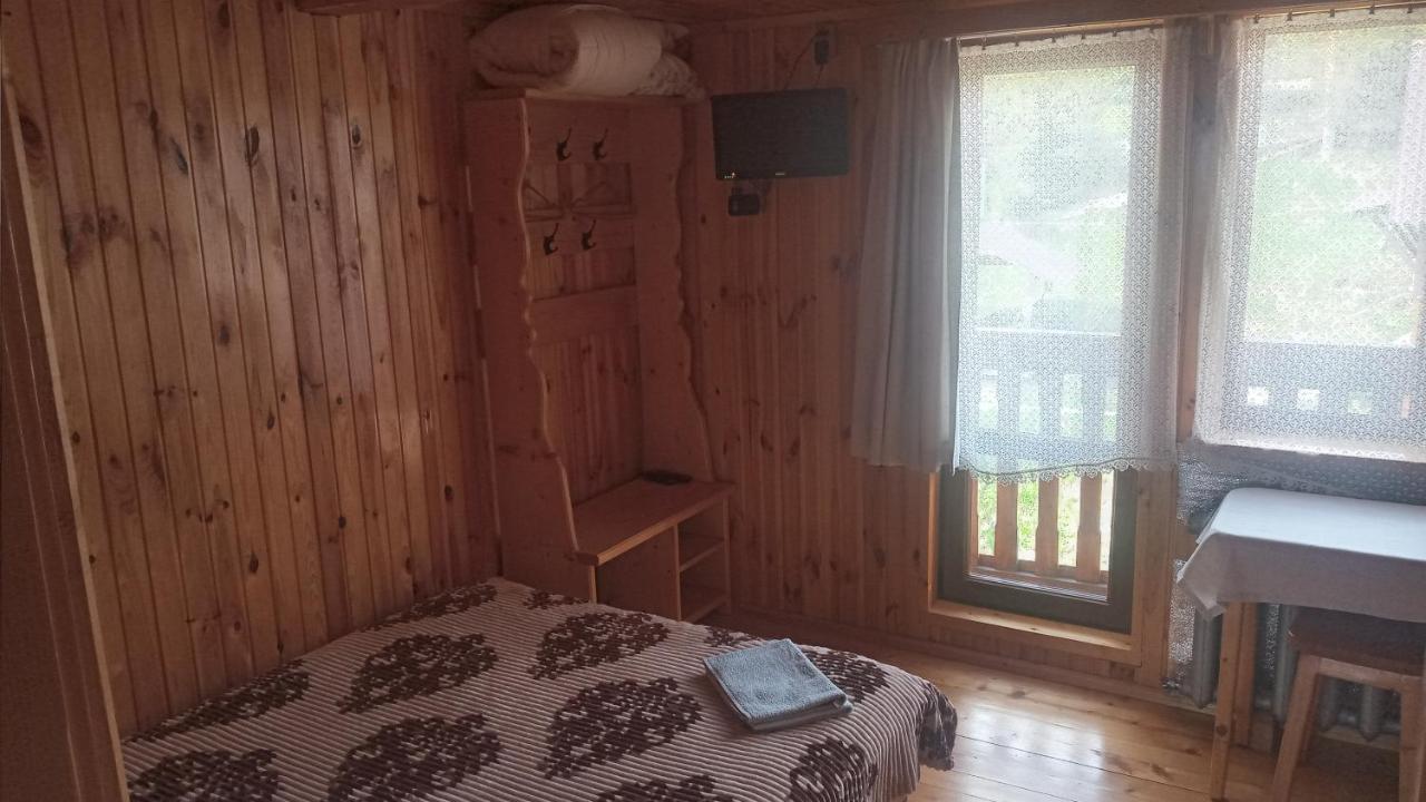 Appartamento Біля Лісу Slavske Esterno foto